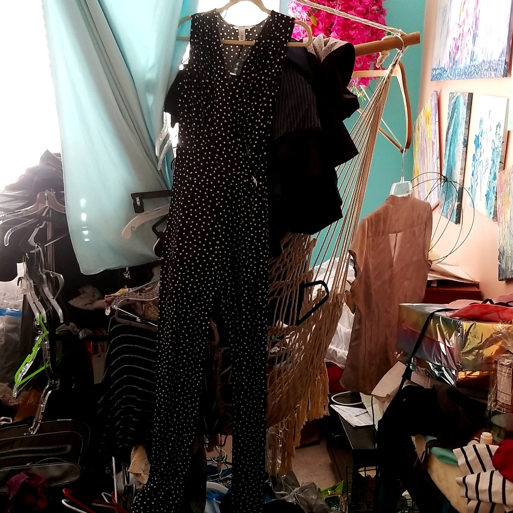 White house black market jumpsuit black with white dots never worn nwt